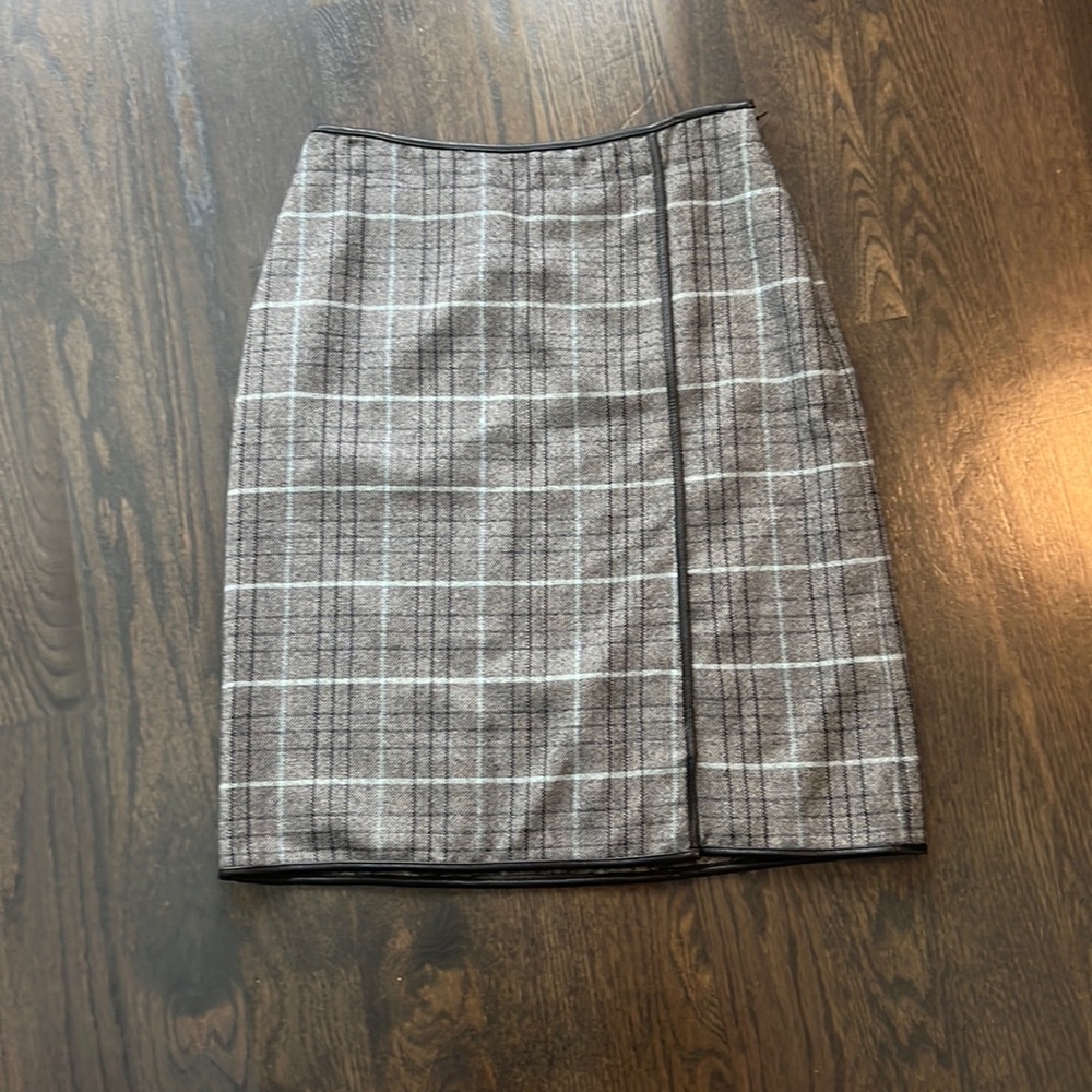 Banana Republic plaid pencil skirt